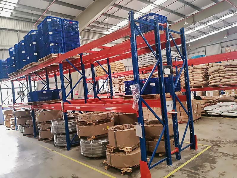 重型倉儲(chǔ)貨架